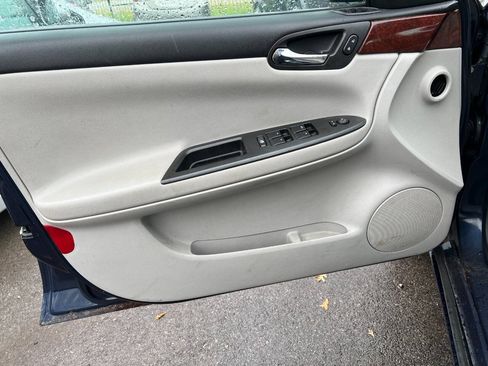 Used 2008 Chevrolet Impala LT FWD image 17