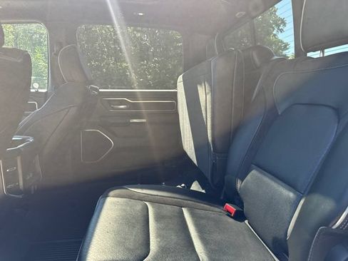 Used 2023 RAM 1500 Laramie AWD/4WD image 19