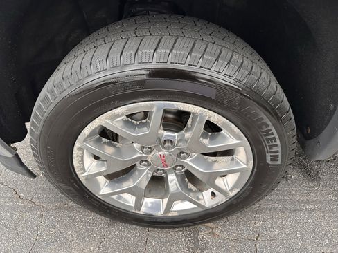 Used 2017 GMC Sierra 1500 SLT w/ SLT Premium Package image 27