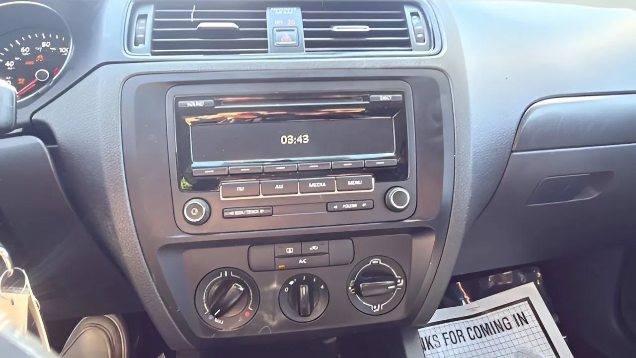 Used 2015 Volkswagen Jetta S FWD image 12