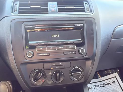 Used 2015 Volkswagen Jetta S FWD image 12