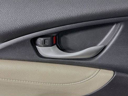 Used 2016 Honda Civic EX-L image 24