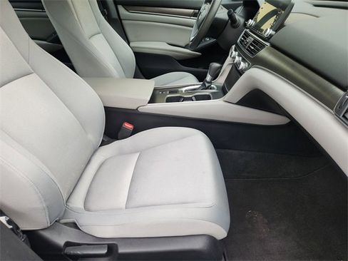 Used 2019 Honda Accord LX image 25