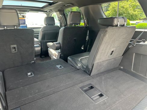 Certified 2023 Ford Expedition Platinum AWD/4WD image 16
