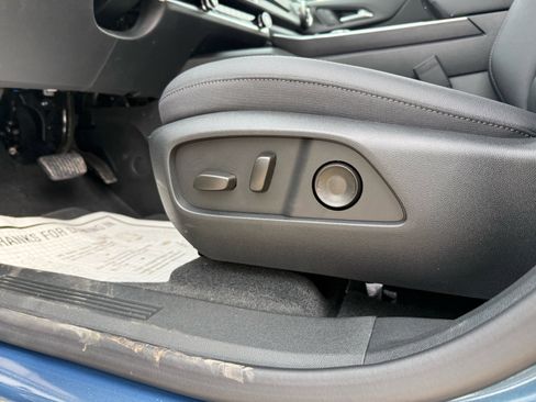 New 2026 Chevrolet Equinox LT image 31