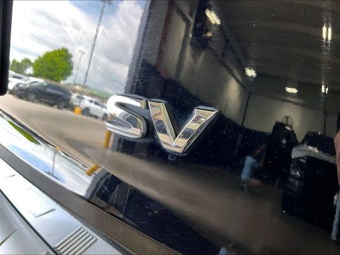 Used 2022 Nissan Rogue SV FWD image 38