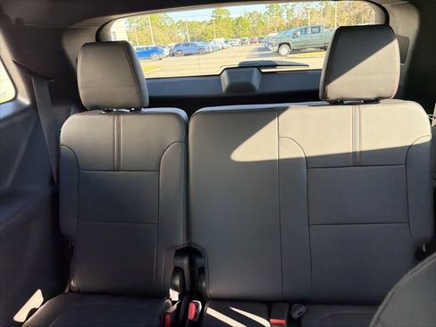 Certified 2023 Chevrolet Traverse RS image 10