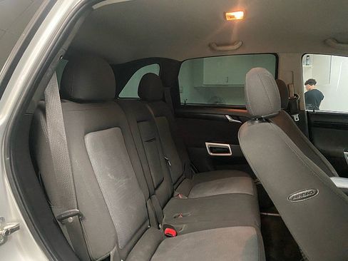 Used 2013 Chevrolet Captiva Sport LS image 15