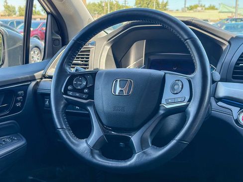 Used 2023 Honda Odyssey Touring image 15