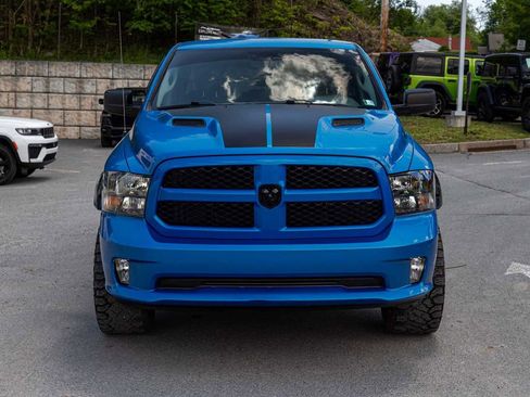 Used 2019 RAM 1500 Express w/ Express Value Package AWD/4WD image 2