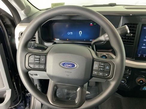 New 2025 Ford F250 XLT w/ Black Appearance Package image 19