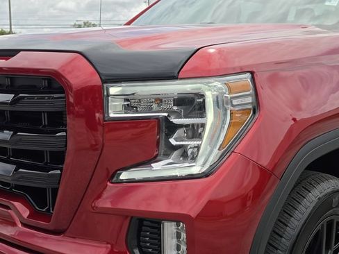 Used 2022 GMC Sierra 1500 Elevation w/ LPO, Elevation Black Package RWD image 9