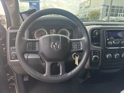 Used 2016 RAM 1500 Express image 10