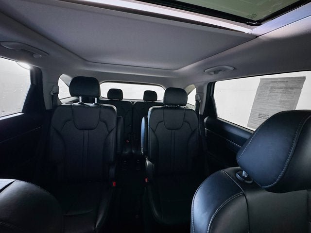 Certified 2023 Kia Sorento SX AWD/4WD image 35