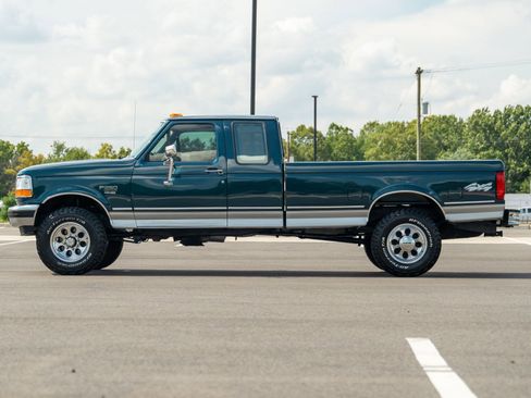 Used 1997 Ford F250 XLT image 6