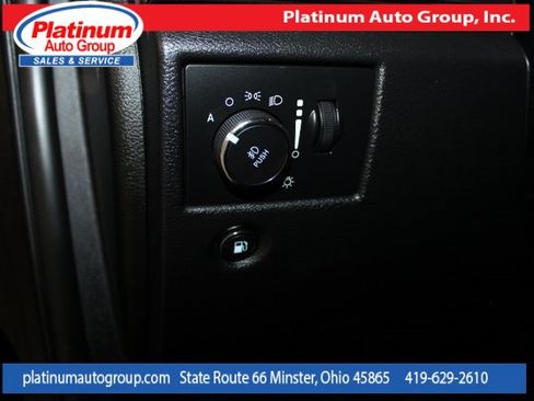 Used 2019 Jeep Grand Cherokee Limited X image 22