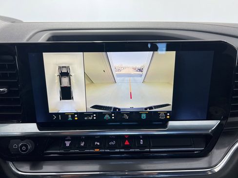 Used 2024 Chevrolet Silverado 3500 High Country image 14