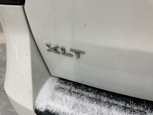 Used 2022 Ford Expedition XLT image 7