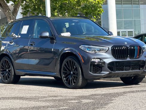 Used 2020 BMW X5 M50i AWD/4WD image 6
