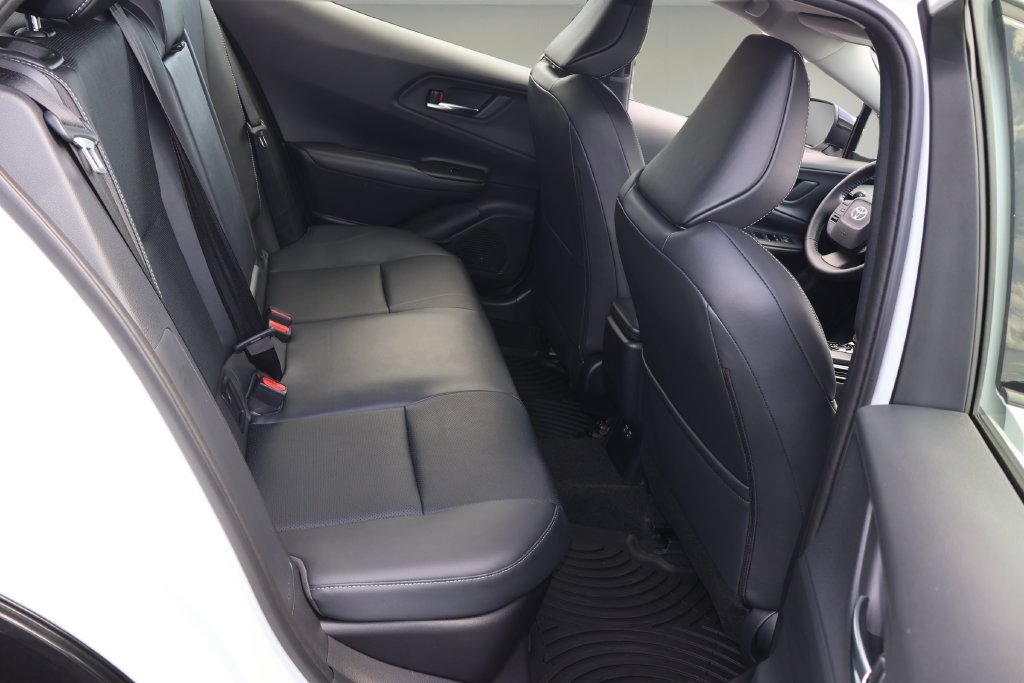 Certified 2026 Toyota Prius FWD image 17
