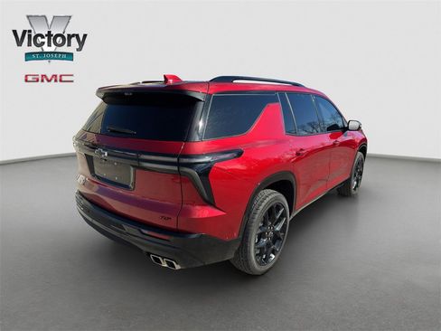 Used 2024 Chevrolet Traverse RS w/ LPO, Cargo Package image 14