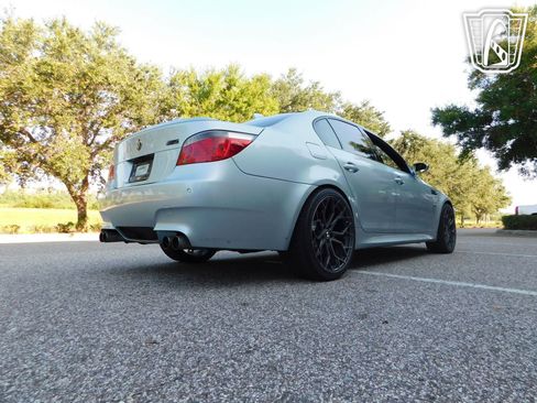 Used 2006 BMW M5 image 23