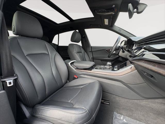 Used 2019 Audi Q8 Prestige w/ Year 1 Package AWD/4WD image 25