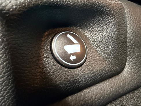 Used 2019 Honda Pilot Touring image 24