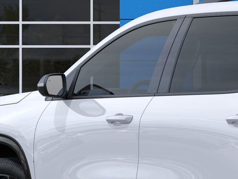New 2026 Chevrolet Traverse RS w/ LPO, Floor Liner Package AWD/4WD image 36