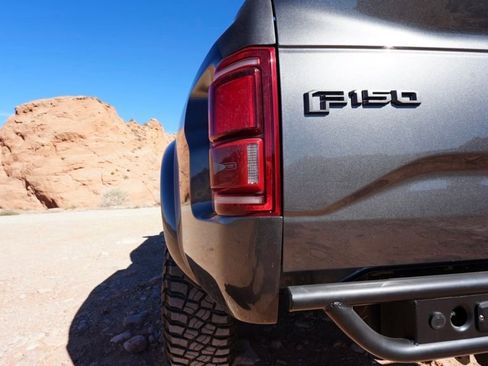 Used 2017 Ford F150 Raptor w/ Equipment Group 802A Luxury image 20