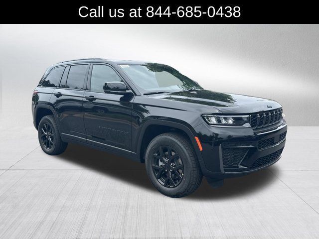 New 2026 Jeep Grand Cherokee Altitude RWD image 3