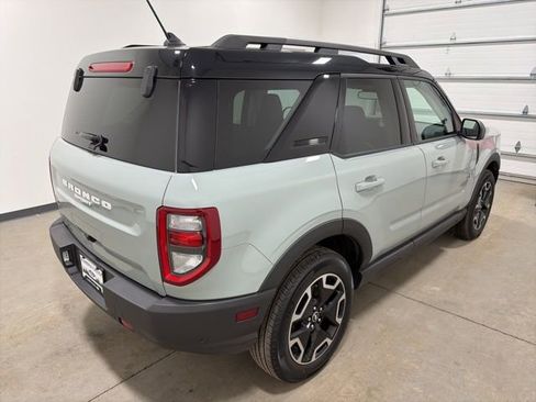 Used 2023 Ford Bronco Sport Outer Banks w/ Tech Package image 4