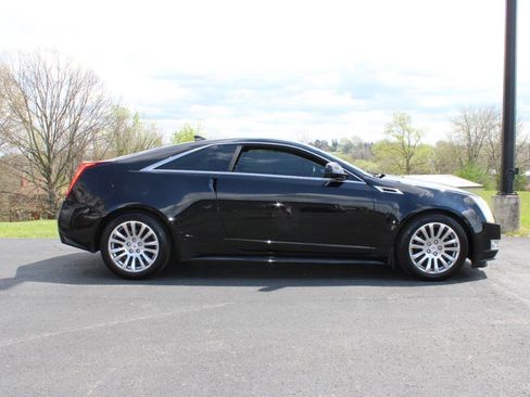 Used 2011 Cadillac CTS Performance w/ Luxury Level One Package image 2