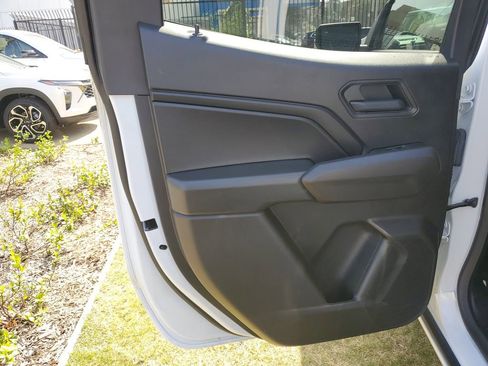 Used 2026 Chevrolet Colorado Trail Boss image 14