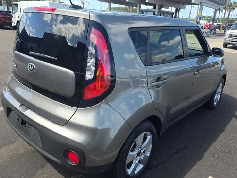 Used 2017 Kia Soul image 4