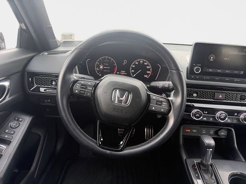 Certified 2025 Honda Civic Sport image 11