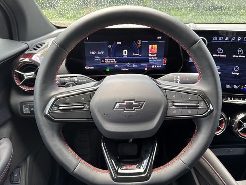 Used 2026 Chevrolet Blazer EV RS FWD image 13