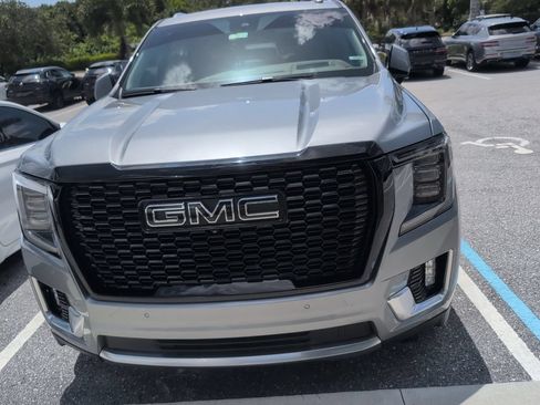 Used 2024 GMC Yukon Denali w/ Max Trailering Package AWD/4WD image 3