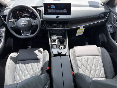 New 2026 Nissan Rogue Platinum w/ Platinum Premium Package AWD/4WD image 19