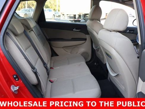 Used 2010 Hyundai Elantra SE image 18