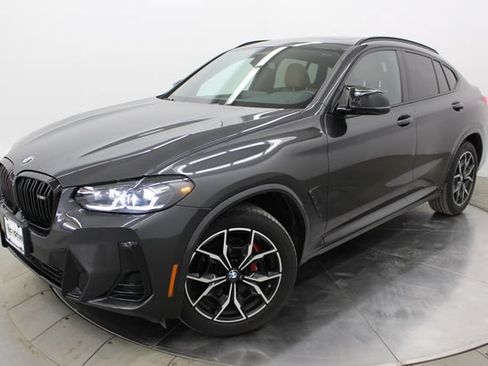 Used 2023 BMW X4 M40i AWD/4WD image 3