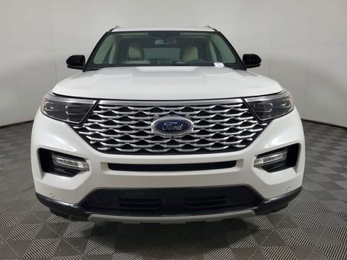Used 2021 Ford Explorer Platinum w/ Equipment Group 601A image 2
