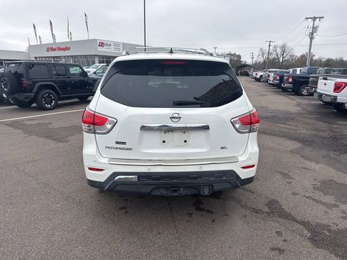 Used 2014 Nissan Pathfinder SL w/ Trailer Tow Package image 8