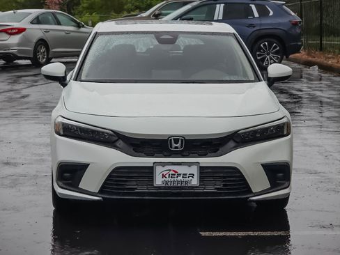 Used 2024 Honda Civic EX-L image 8