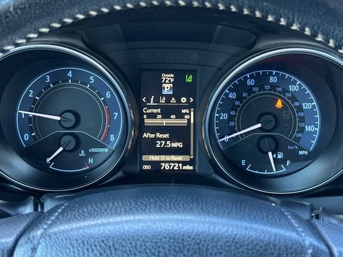 Used 2017 Toyota Corolla iM image 31