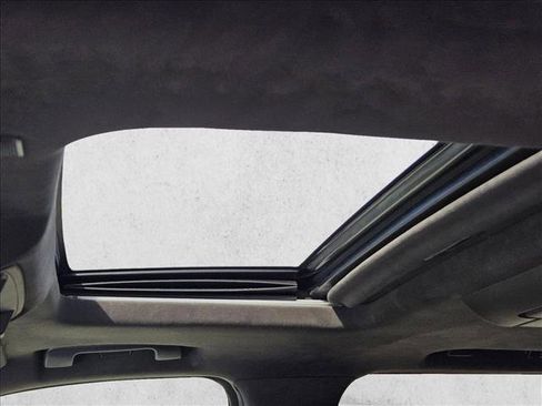 Used 2018 Cadillac Escalade ESV Platinum image 11