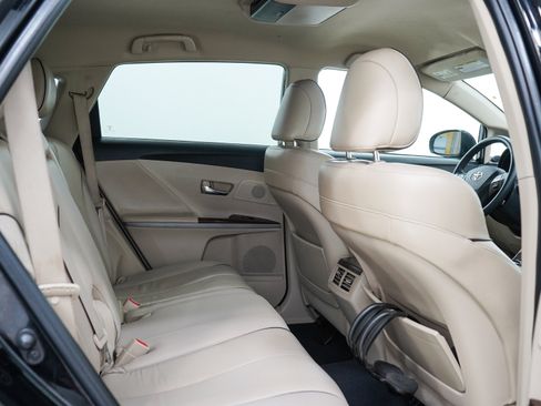 Used 2009 Toyota Venza AWD image 14