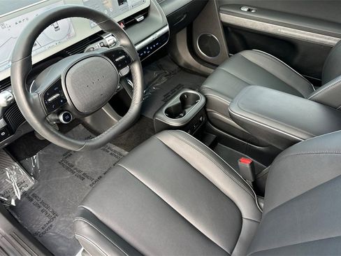 Used 2024 Hyundai Ioniq 5 Limited image 10
