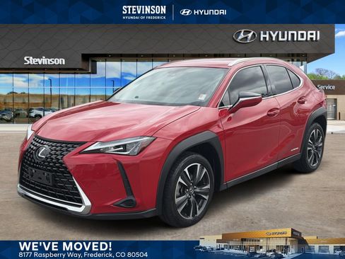 Used 2021 Lexus UX 250h w/ Accessory Package (Z1) AWD/4WD image 1