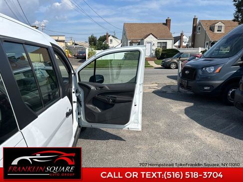 Used 2017 Ford Transit Connect XL image 20